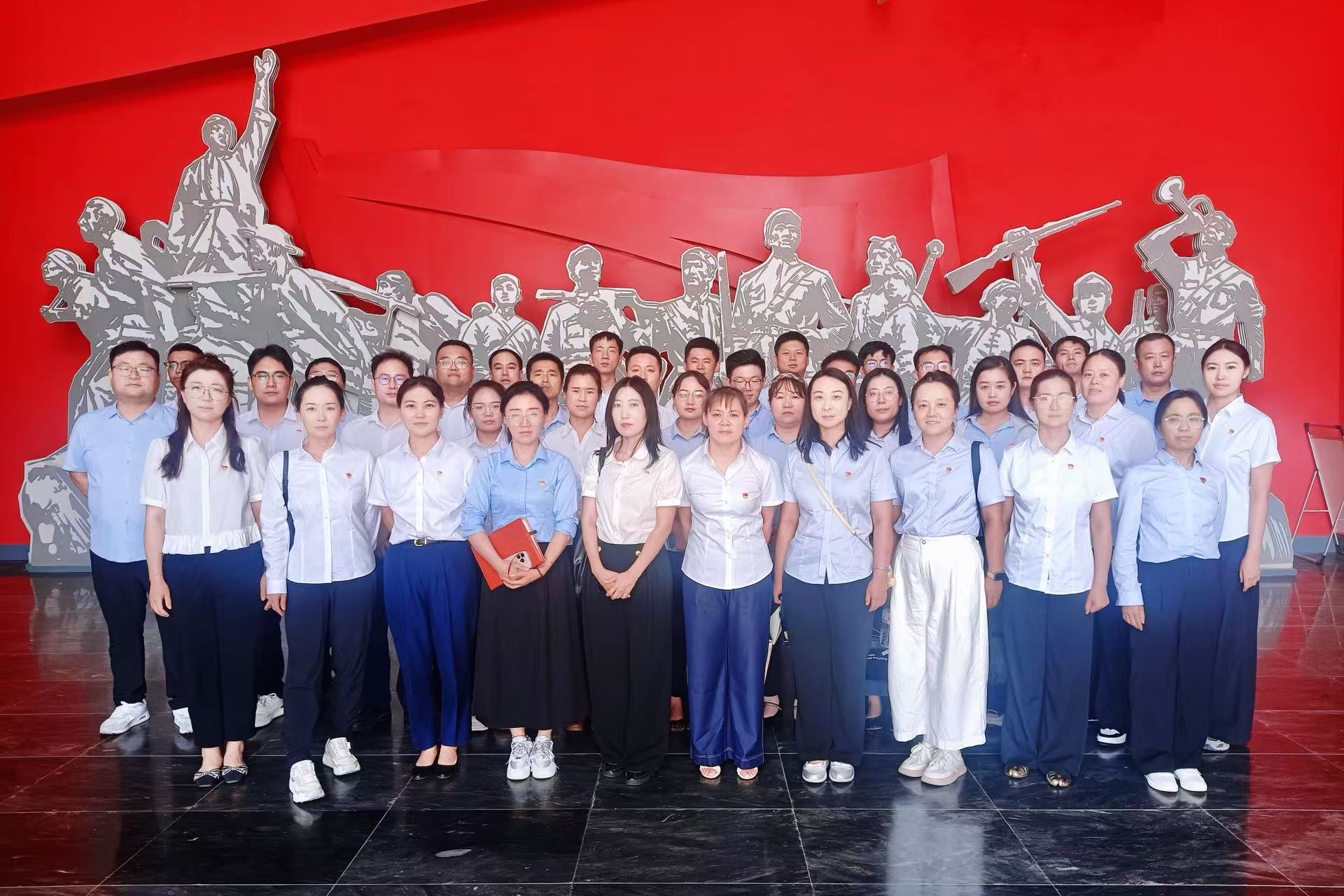 241753346396176327.jpg d6b2ae86d30a2a545720e921d219918.jpg