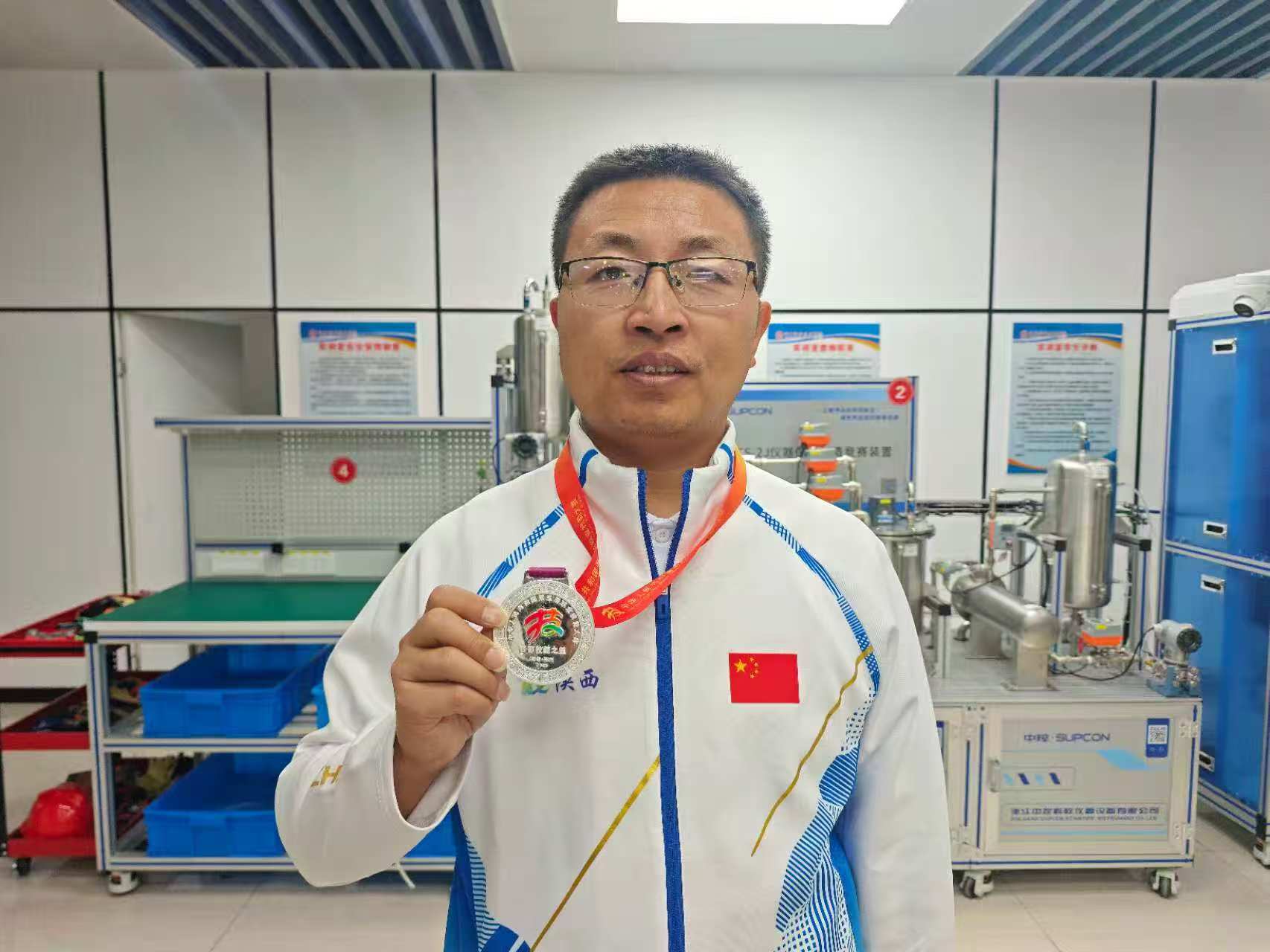 261758855076345505.jpg 23eac03f803d92a692bdab66583141e.jpg